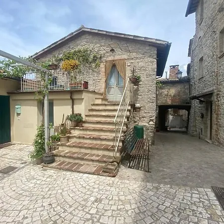 La Casina Del Vicolo Holiday home Collelungo (Baschi)