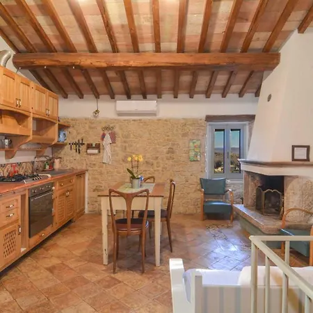 Casa de Férias La Casina Del Vicolo Collelungo (Baschi)